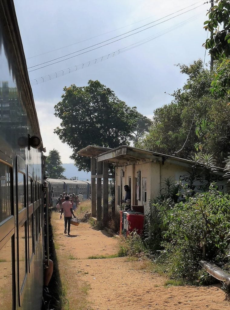 Junalla Sri Lankassa - Kandysta Ellaan