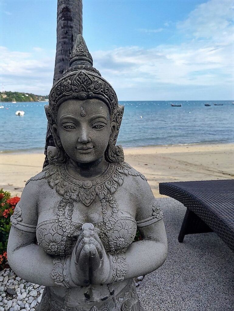 Phuket: Ao Yon beach lyhyesti