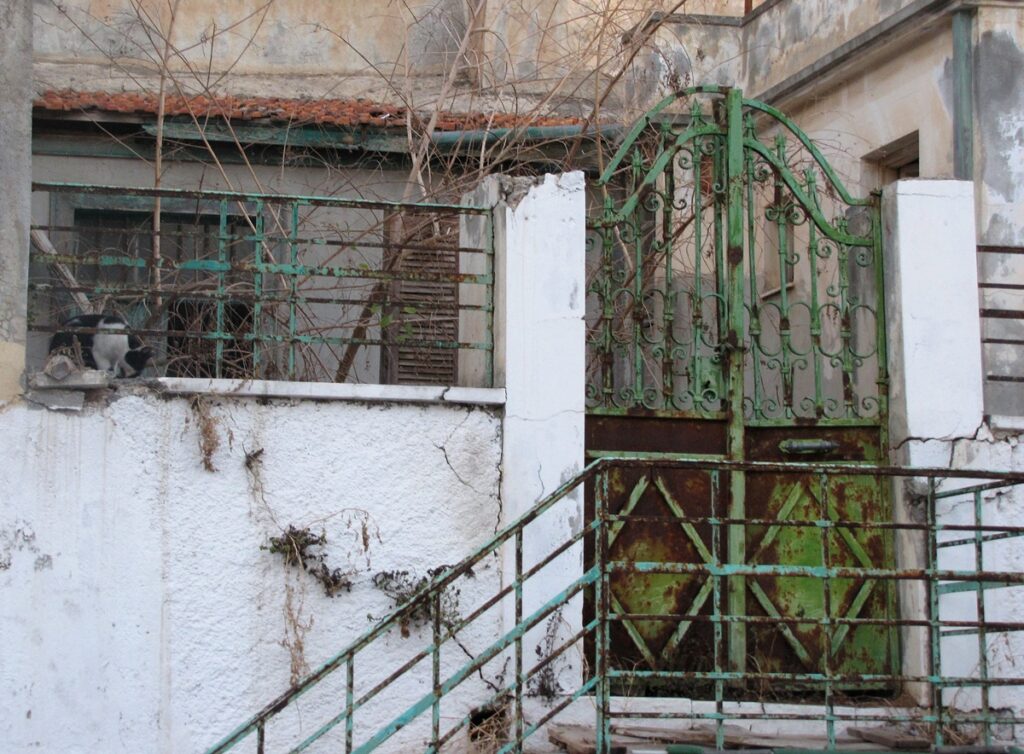 Agios Nikolaos kuvina vuonna 2017