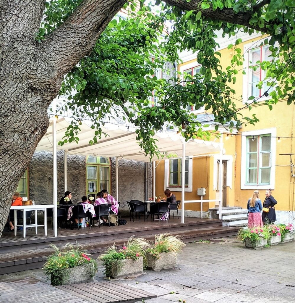 Supelsaksad - Kohti avaraa maailmaa