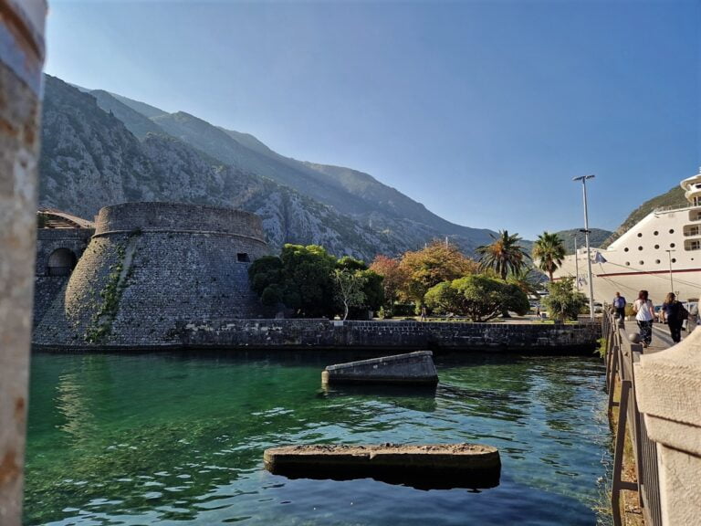 Montenegro - Kotorin vanha kaupunki ja linnoitus