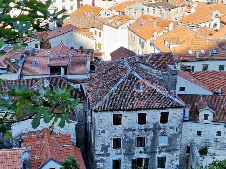 Montenegro - Kotorin vanha kaupunki ja linnoitus