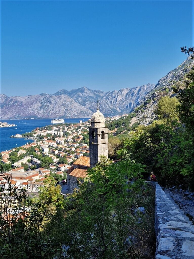 Montenegro - Kotorin vanha kaupunki ja linnoitus