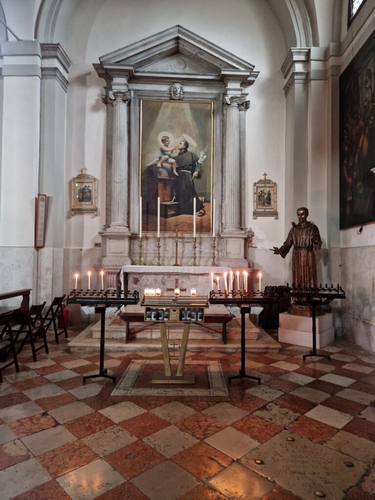 Buranon kirkko - Kohti avaraa maailmaa