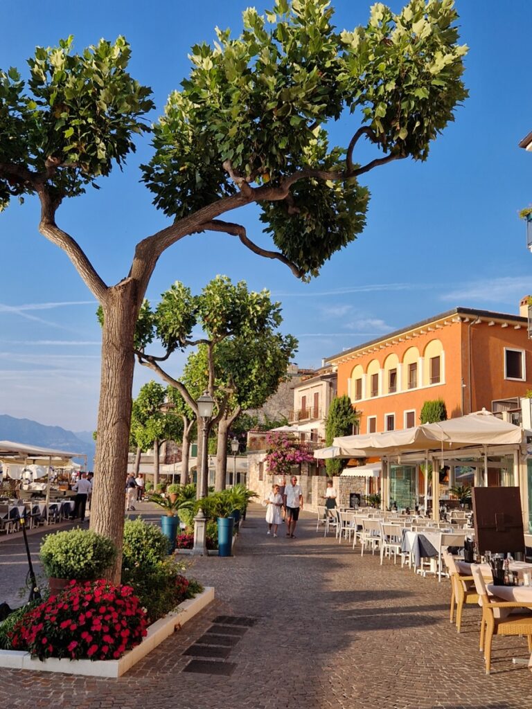 Torri del Benaco - Kohti avaraa maailmaa