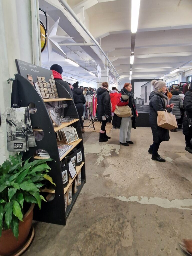 Ruukin kirppis - Kohti avaraa maailmaa